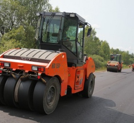 Укатка покрытия пневмоколесным катком